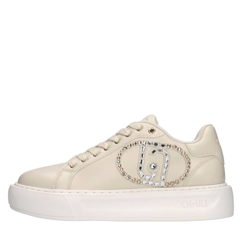 Kylie spreading sneakers - kylie,